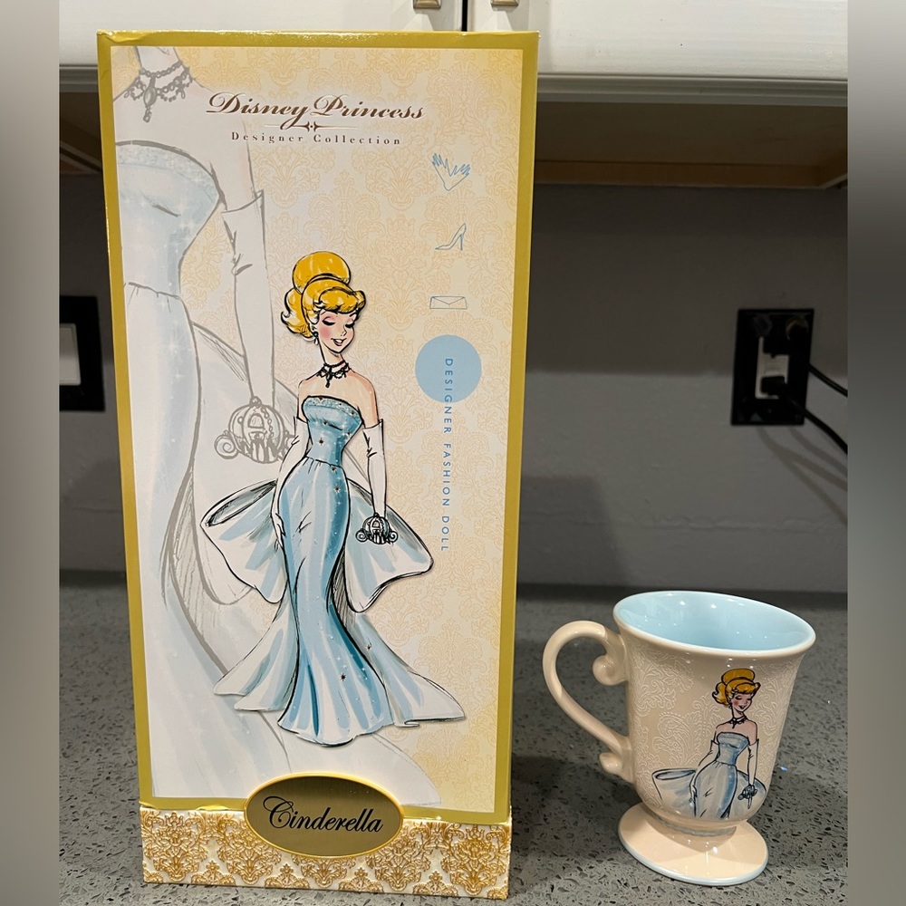 Disney Princess Designer Collection Cinderella with Matching Exclusive Mug